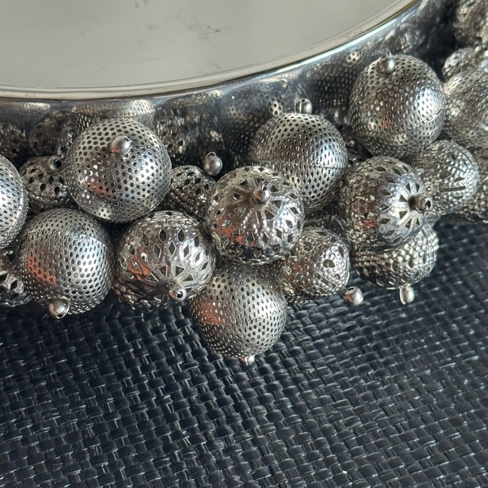 Kim Seybert Large Designer Silver Tray - Picture 6 of 9